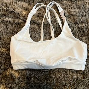 Lululemon energy sports bra
